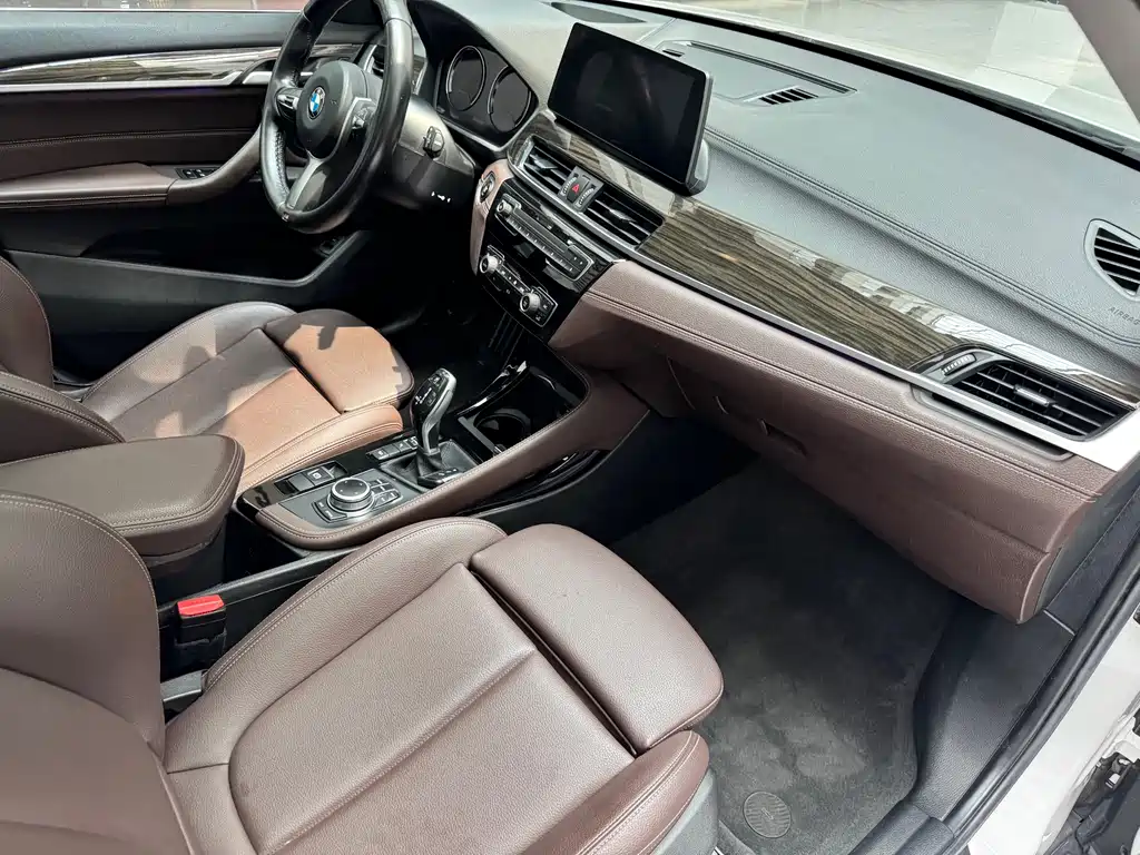 BMW X1 2020 — фото 18