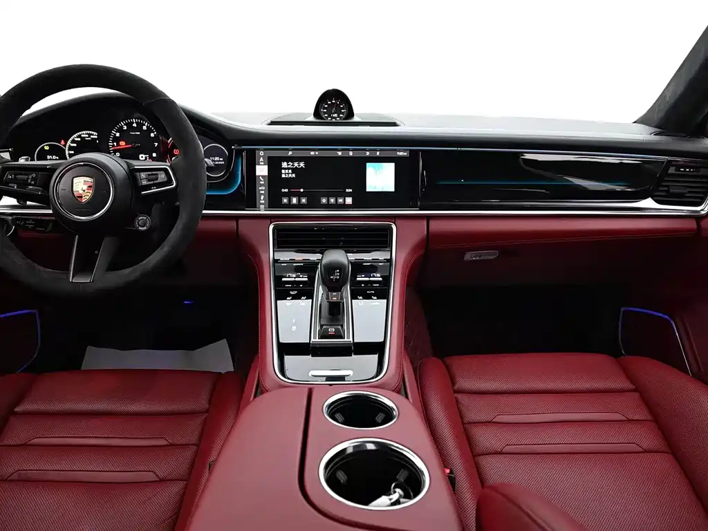 Porsche Panamera 2021 — фото 10