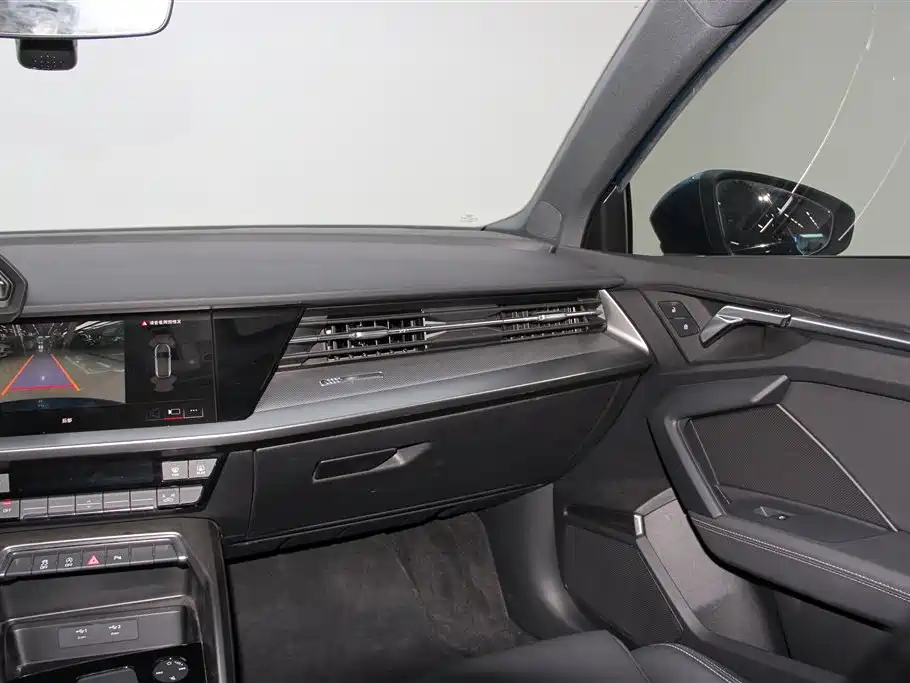 Audi A3 2021 — фото 28