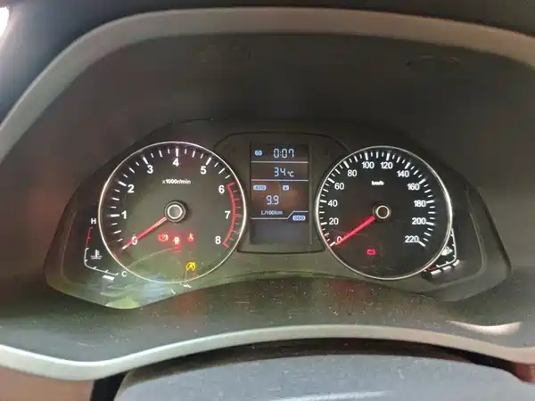 FAW Senya R7 2017