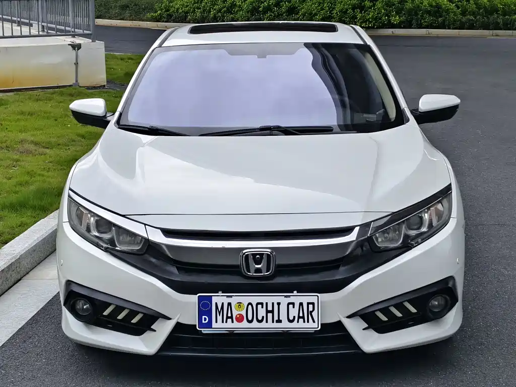 Honda Civic 2017 — фото 2