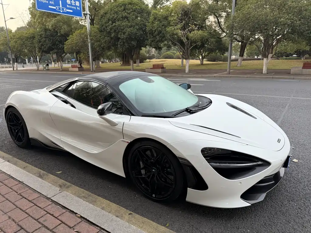 McLaren 720S 2019 — фото 3