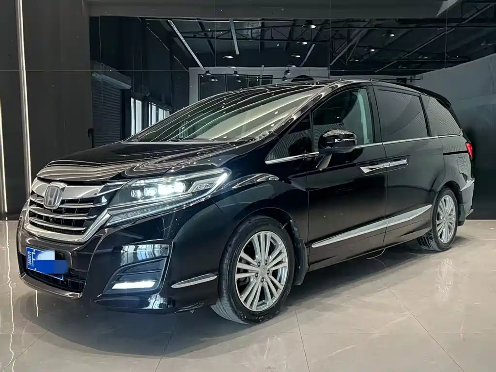 Honda Elysion 2016