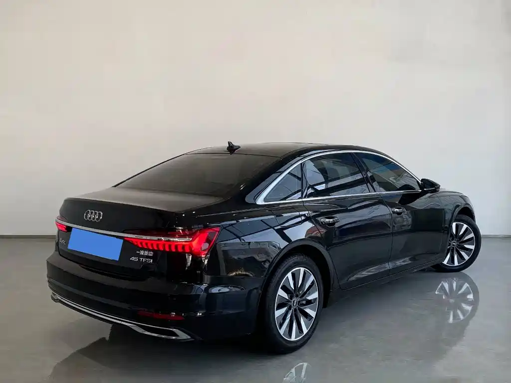 Audi A6L 2024 — фото 5