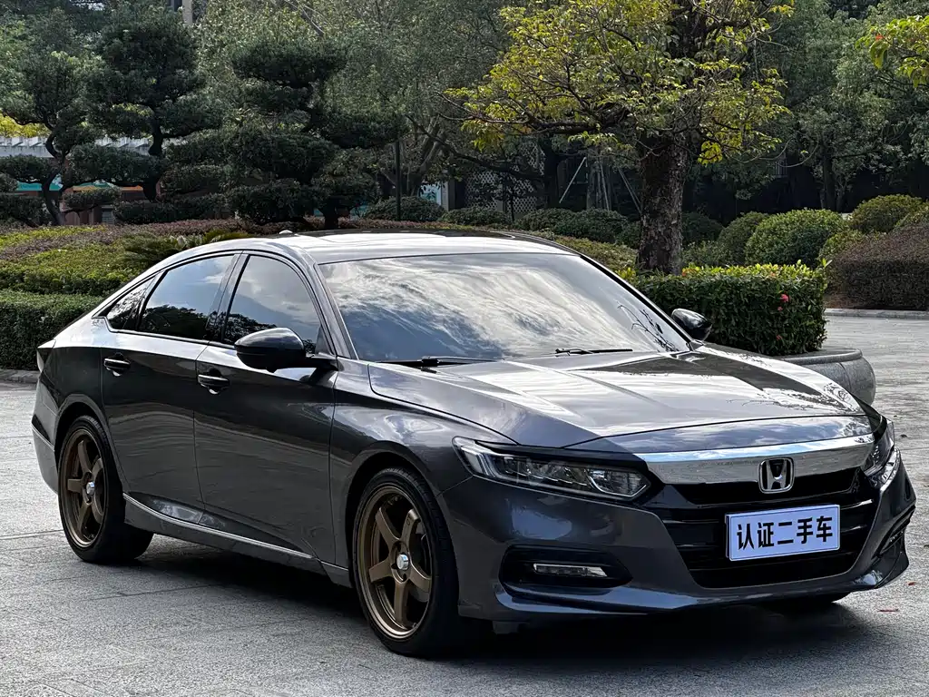 Honda Accord 2020 — фото 11