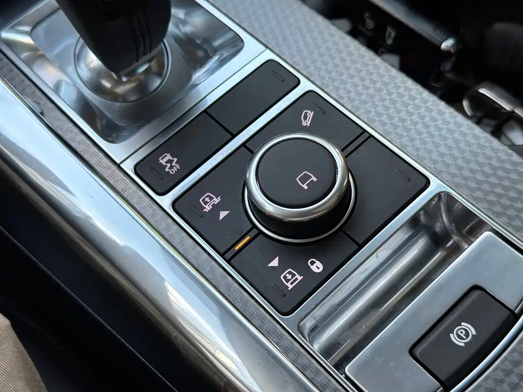 Land Rover Sport 2020 — фото 13