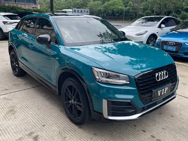 Audi Q2L 2018