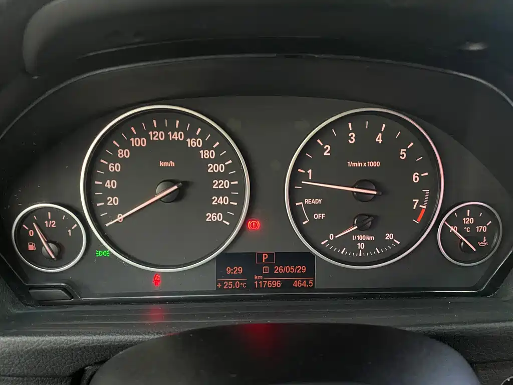 BMW 3 Series 2014 — фото 18