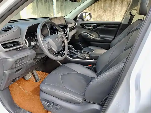 Toyota Highlander 2022
