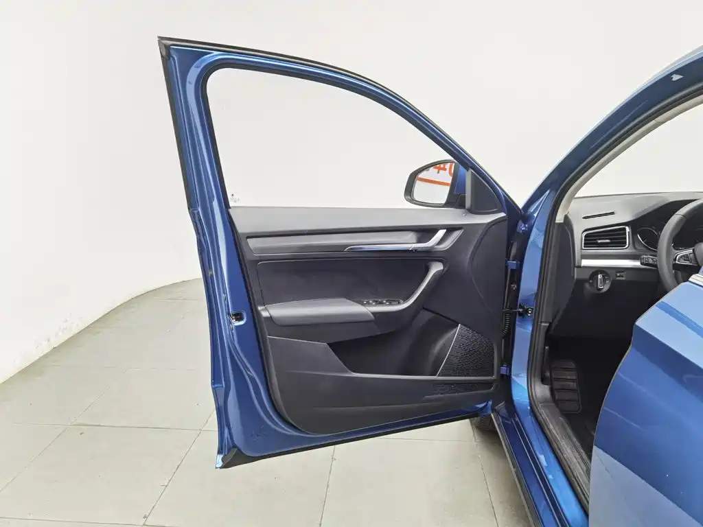 Skoda Kamiq 2020 — фото 8