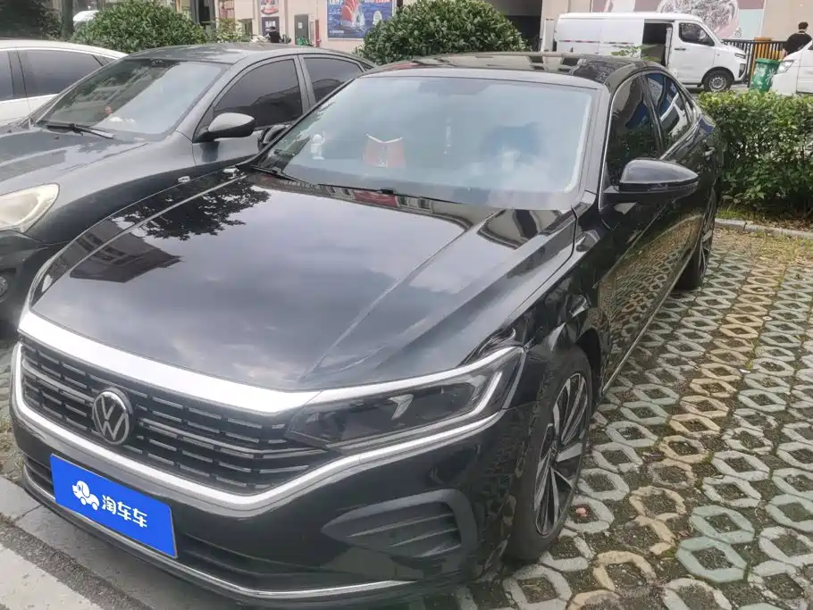 Volkswagen Passat 2024