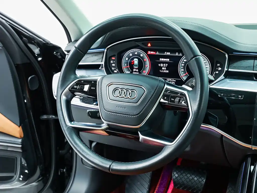 Audi A8 2024 — фото 17