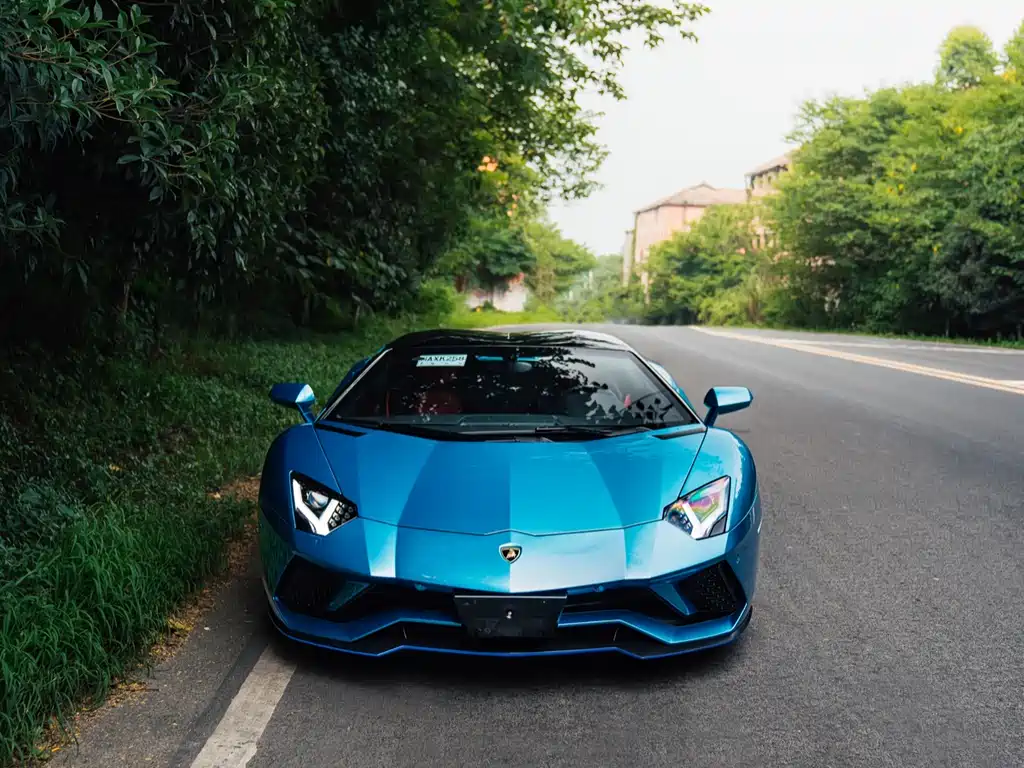 Lamborghini Aventador 2019 — фото 3