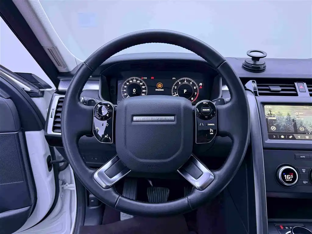 Land Rover Discovery 2020 — фото 15