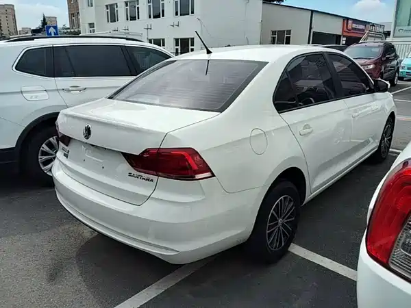 Volkswagen Santana 2021