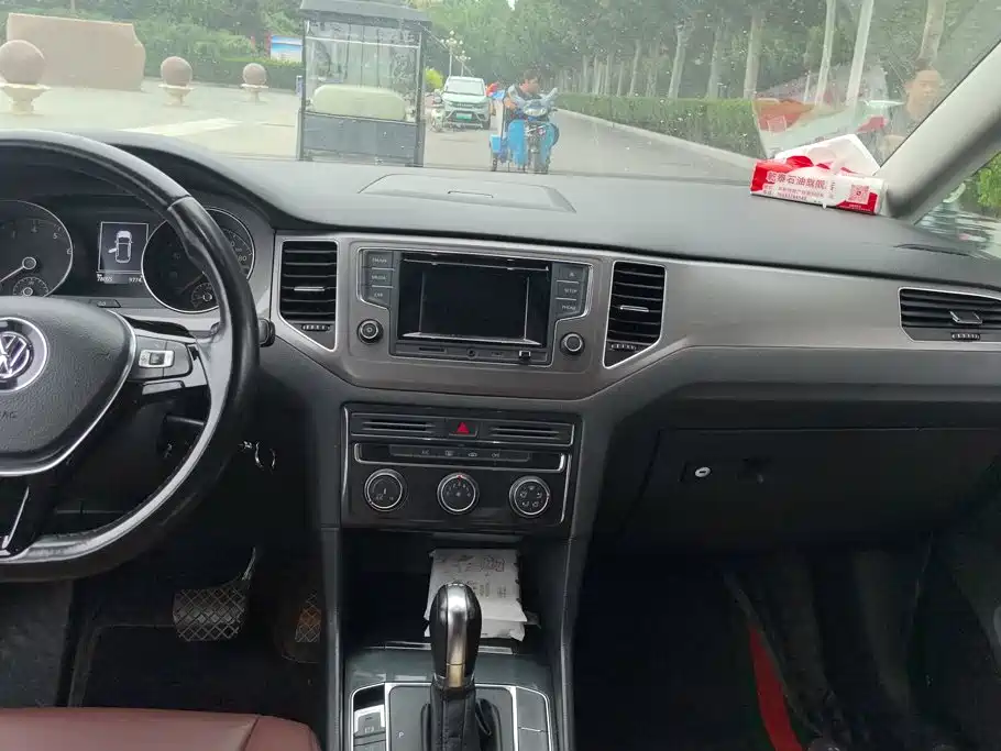 Volkswagen Golf Jialu 2018 — фото 13