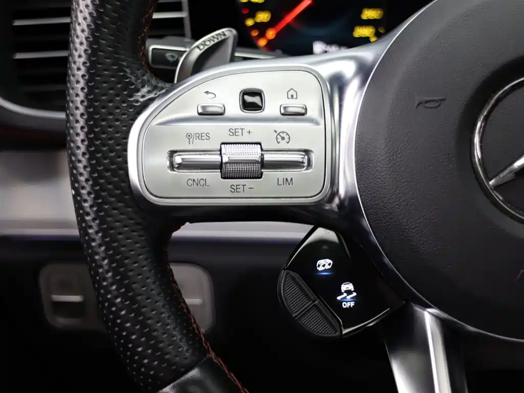 Mercedes-Benz GLE AMG 2023 — фото 24