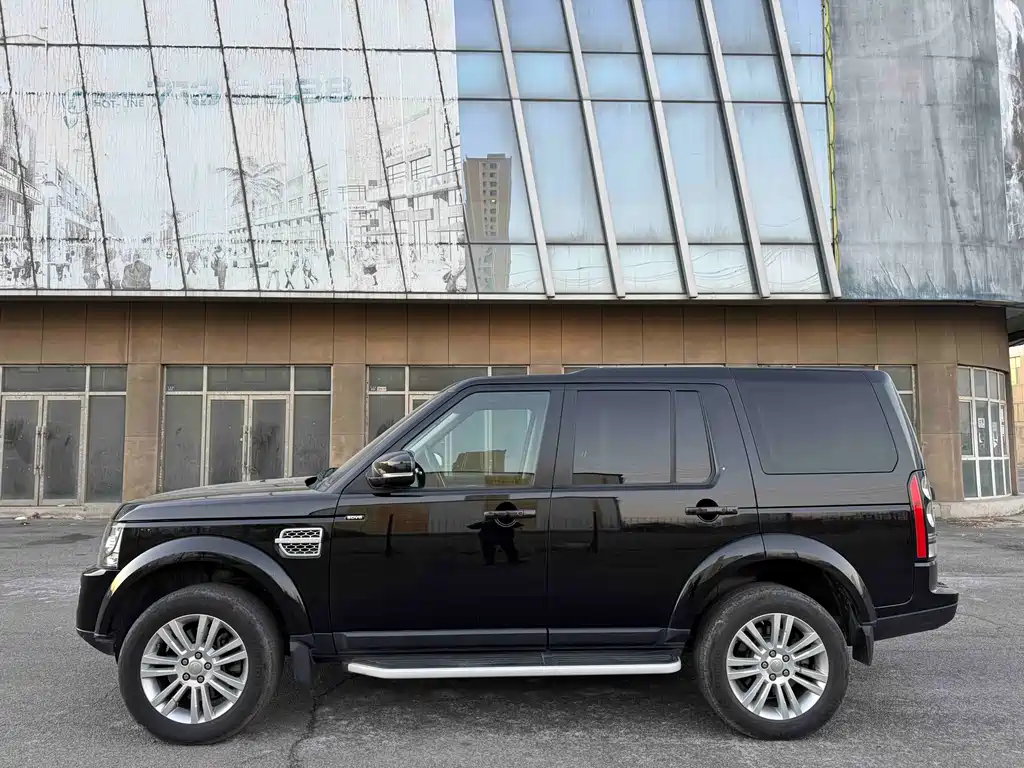 Land Rover Discovery 2014 — фото 6