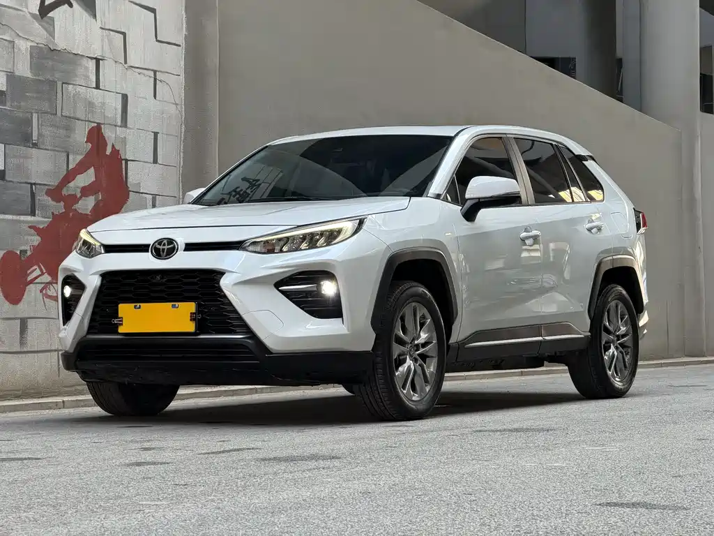 Toyota Wildlander 2023 — фото 1