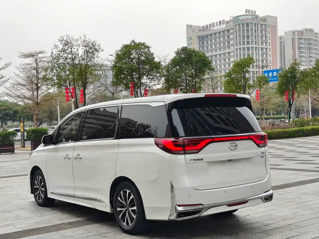 GAC Motor Trumpchi M8 2021 — фото 16