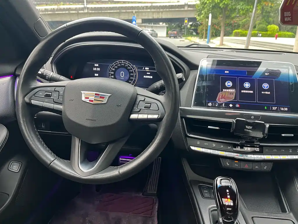 Cadillac CT5 2022 — фото 13