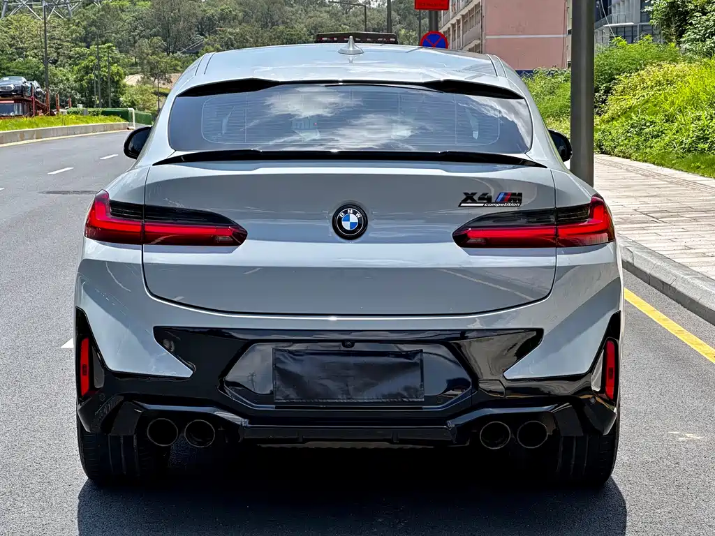 BMW X4 M 2022 — фото 11