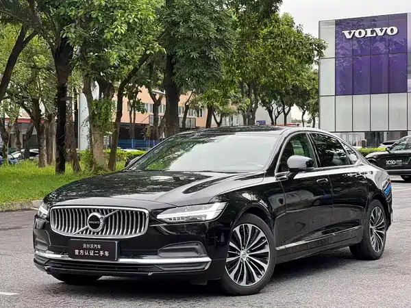 Volvo S90 2024