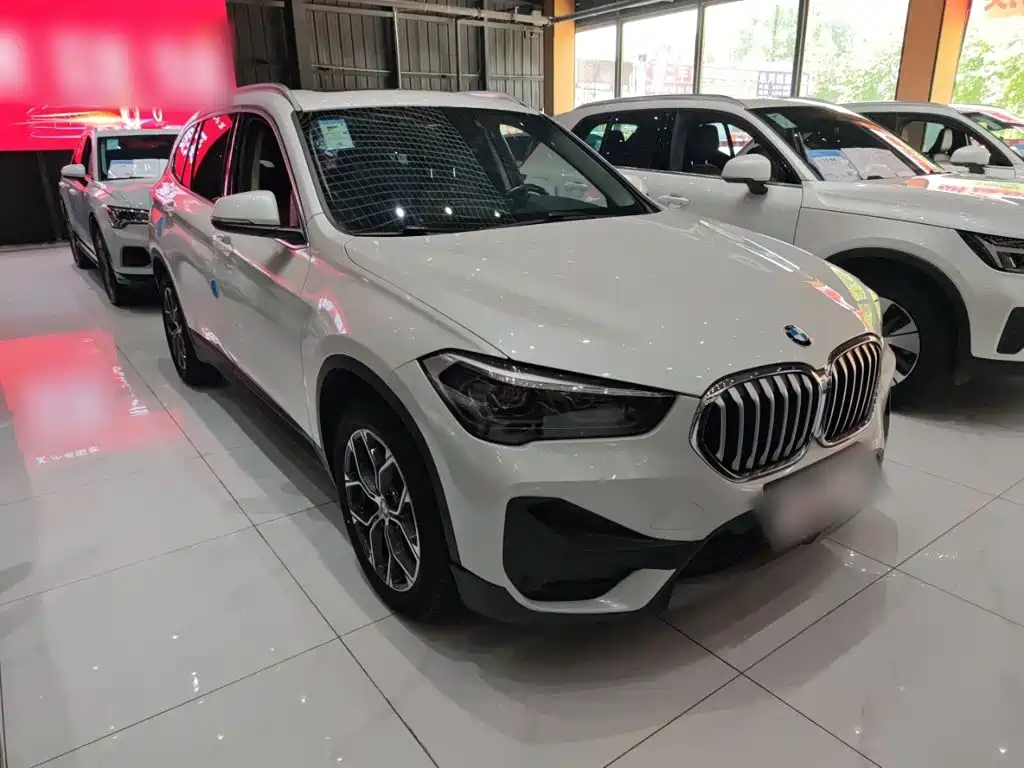 BMW X1 2022 — фото 6
