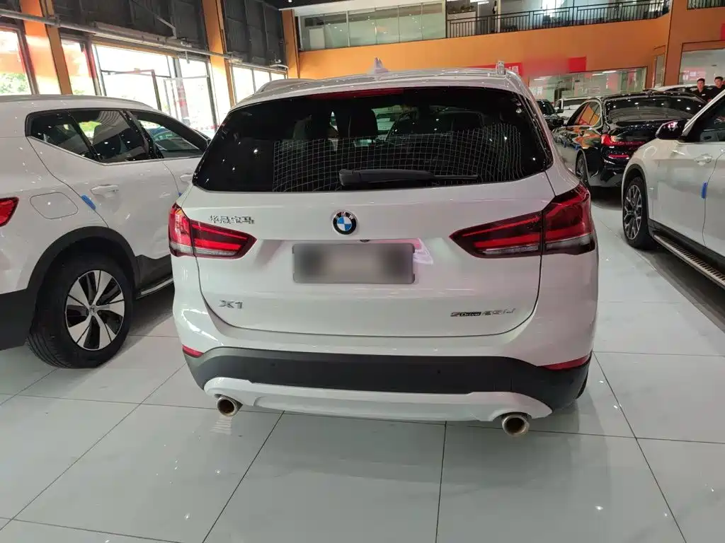 BMW X1 2022 — фото 9