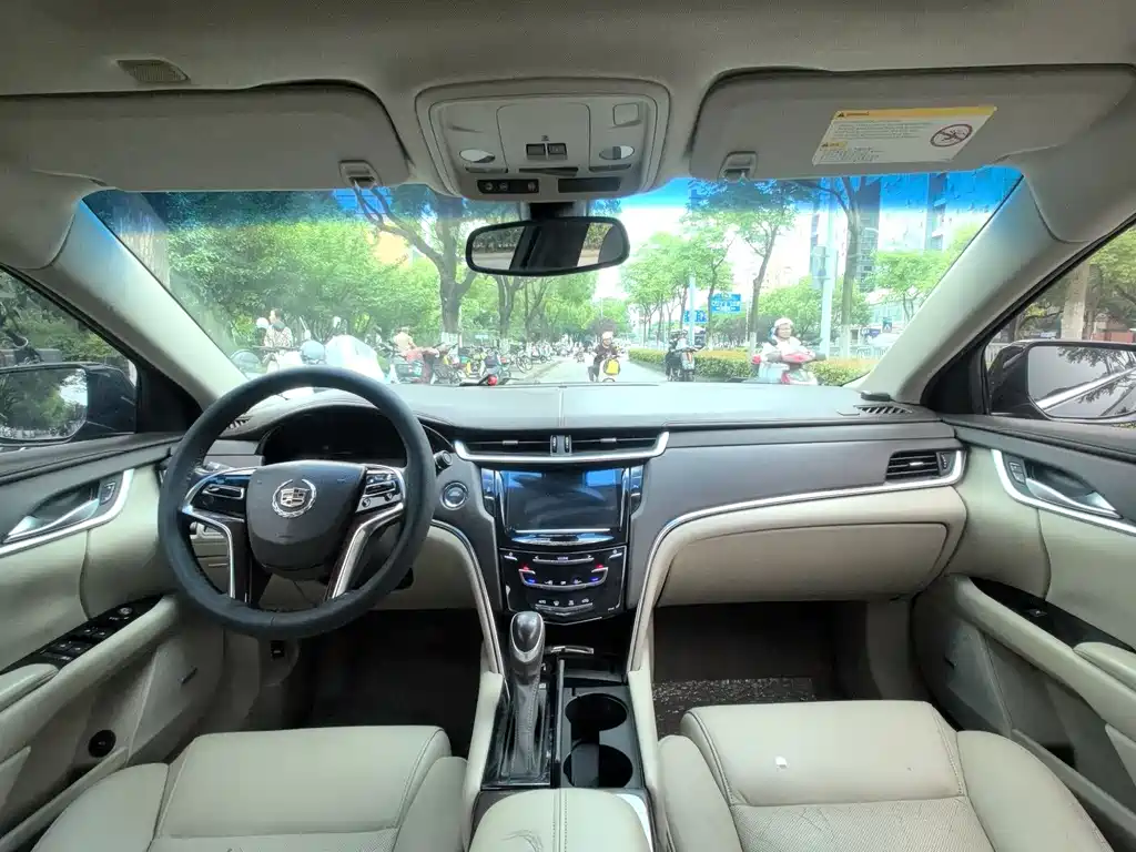 Cadillac XTS 2014 — фото 15