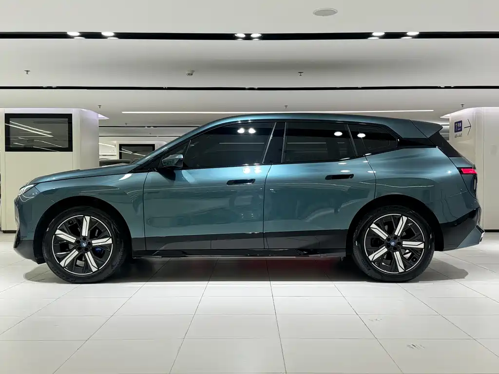 BMW iX 2024 — фото 4