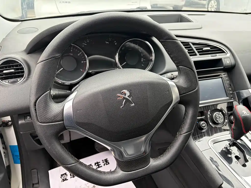 Peugeot 3008 2014 — фото 7