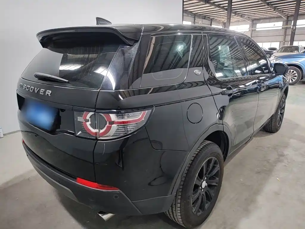 Land Rover Discovery Sport 2017 — фото 7