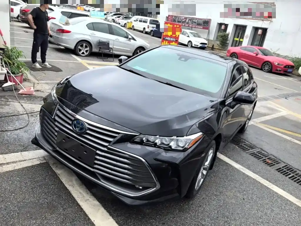 Toyota Avalon 2022 — фото 2
