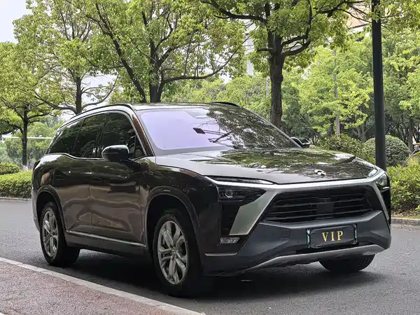 NIO ES8 2020