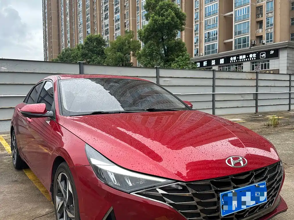 Hyundai Elantra 2021