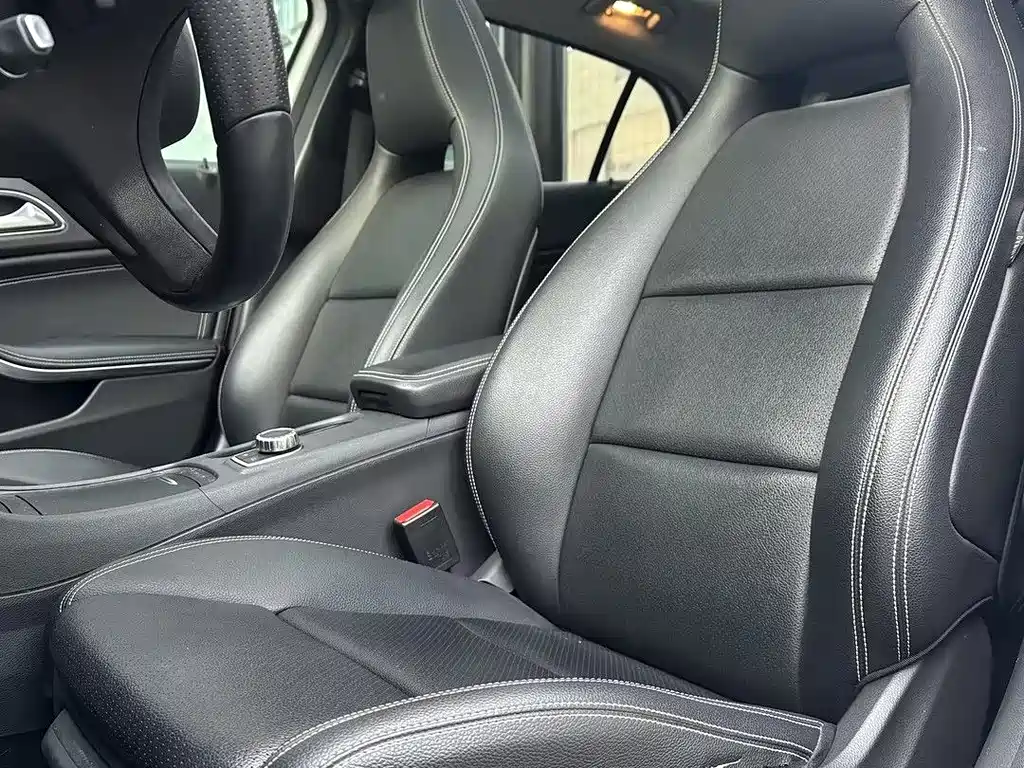 Mercedes-Benz GLA 2017 — фото 15