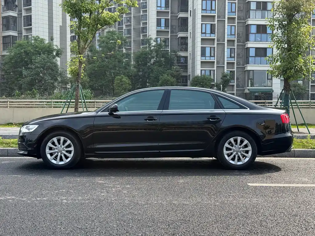 Audi A6L 2014 — фото 13