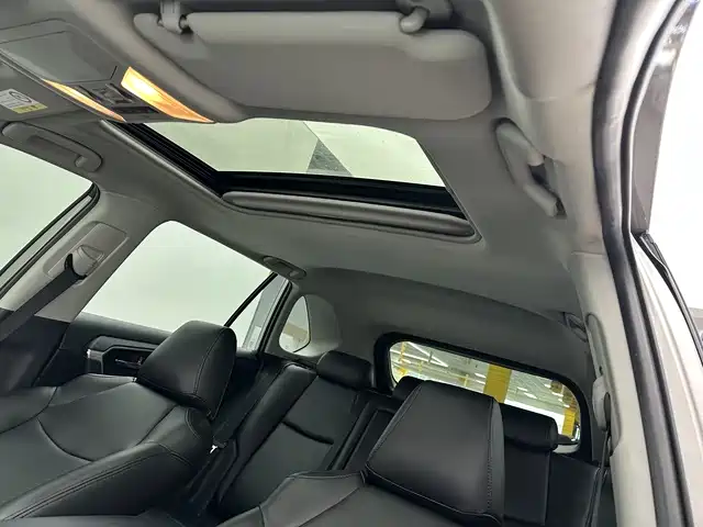 Toyota RAV4 2020 — фото 14