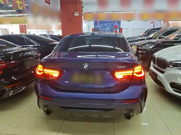 BMW 1 Series 2021