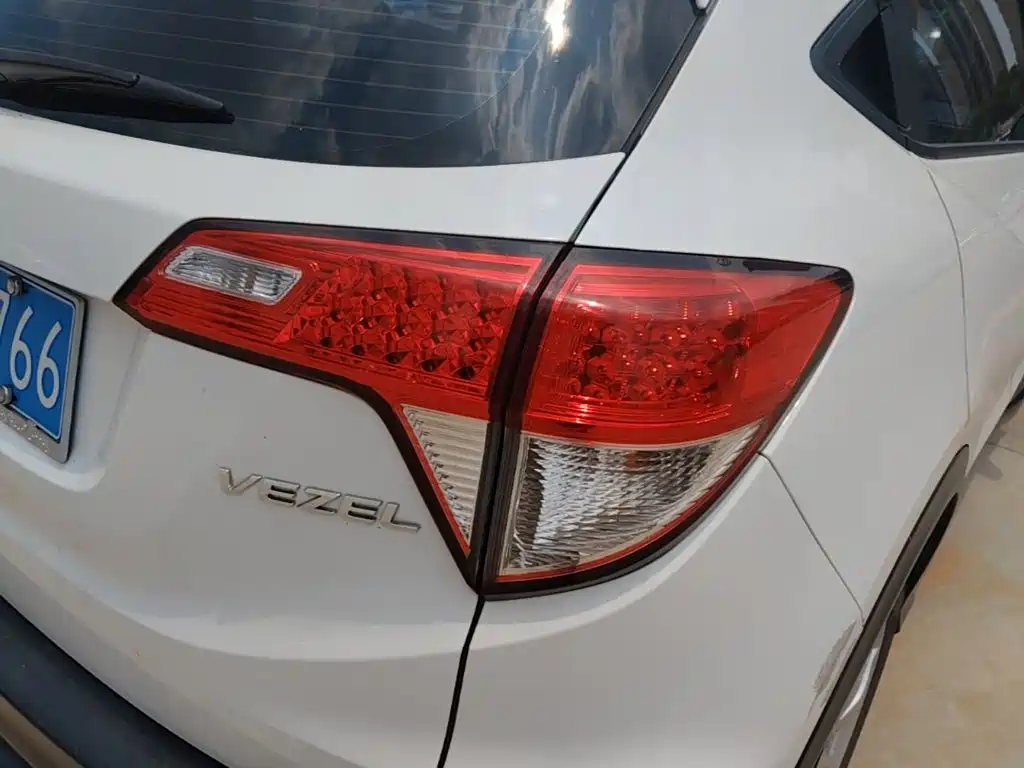 Honda Vezel 2019 — фото 8