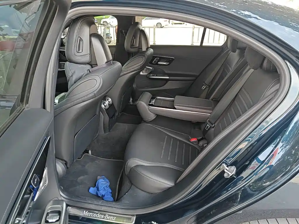 Mercedes-Benz C-Class 2022 — фото 17