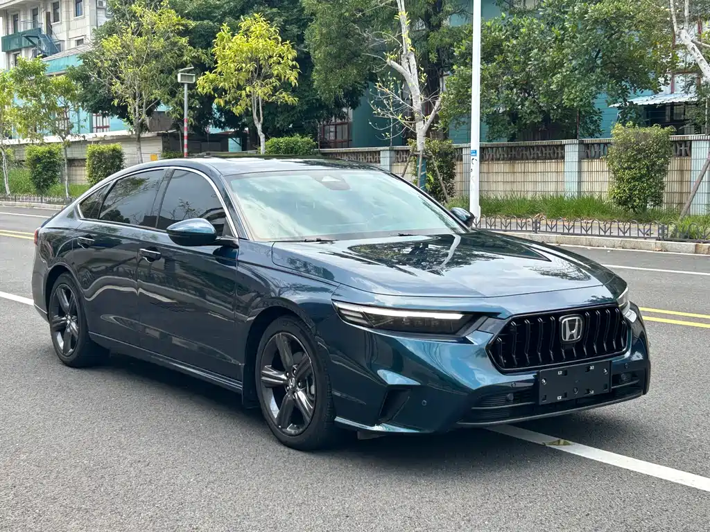 Honda Inspire 2023 — фото 3