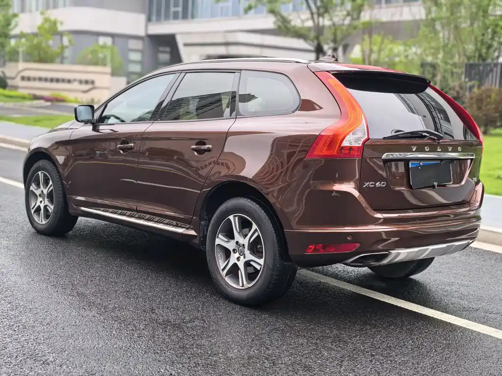 Volvo XC60 2015 — фото 5