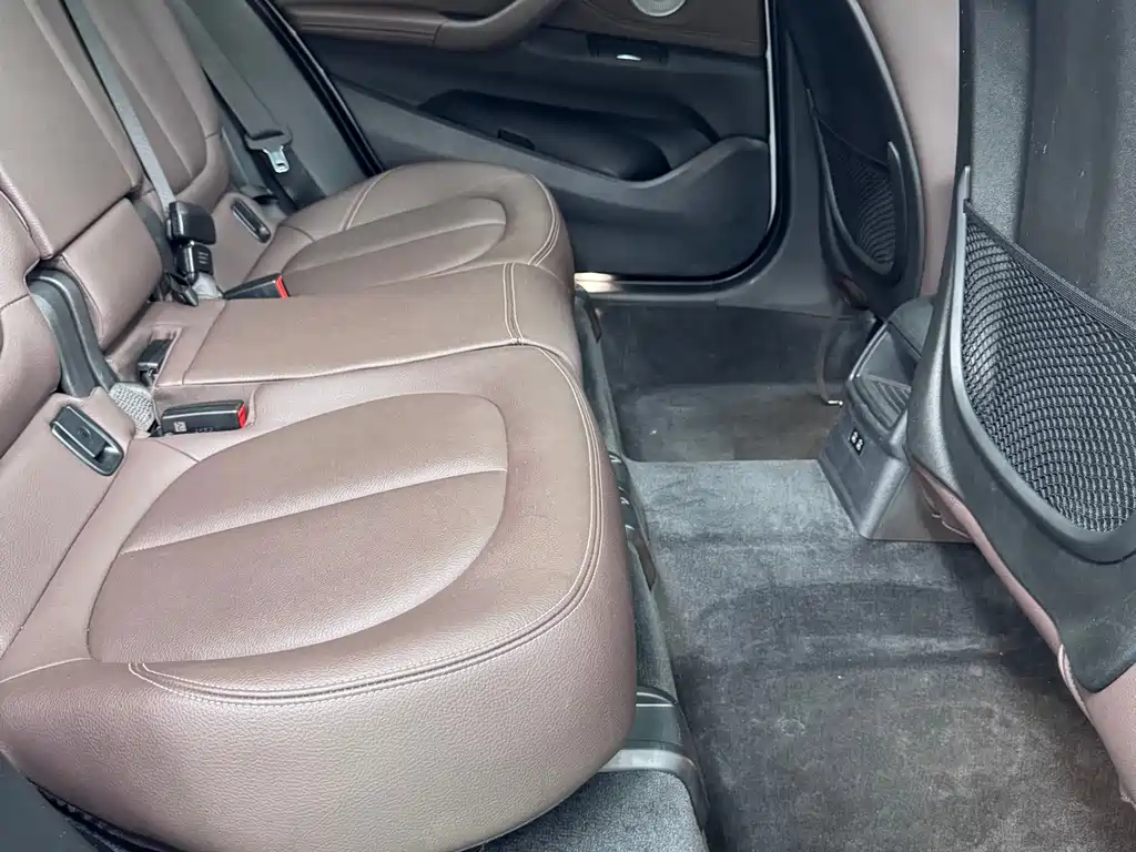 BMW X1 2022 — фото 12