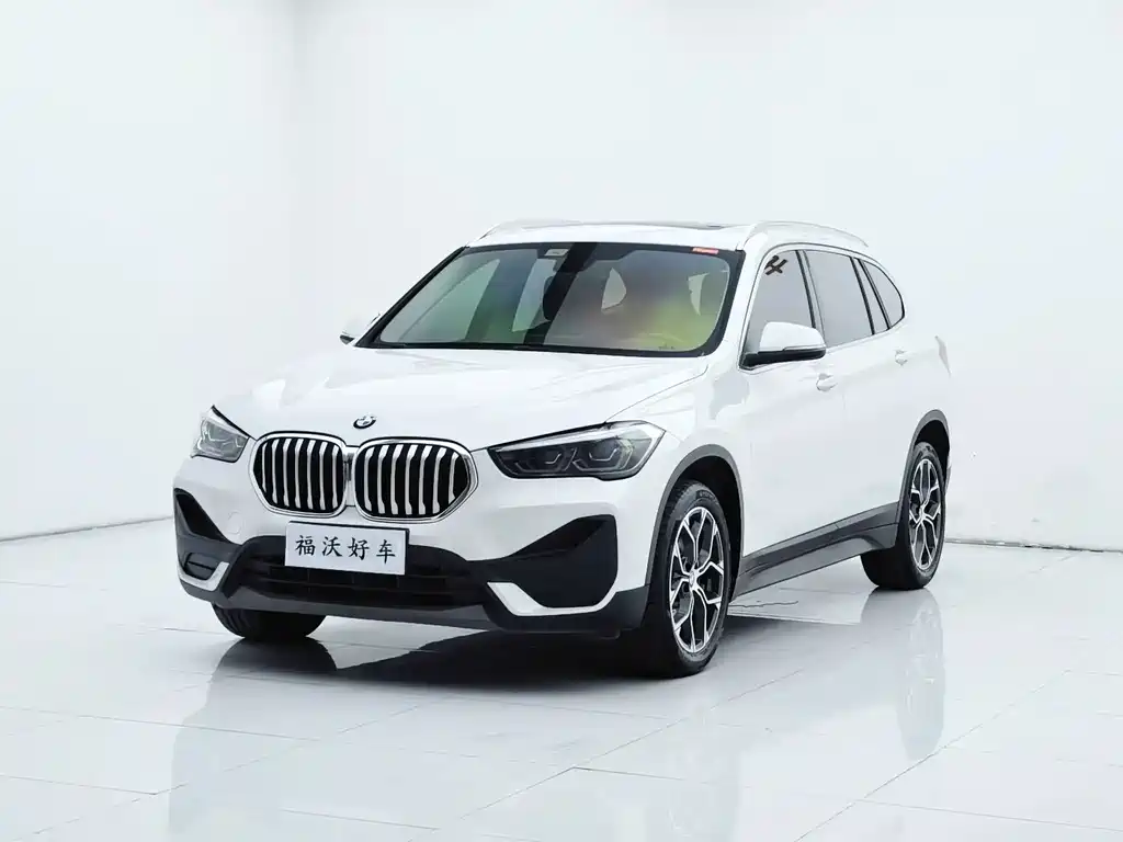 BMW X1 2022 — фото 1
