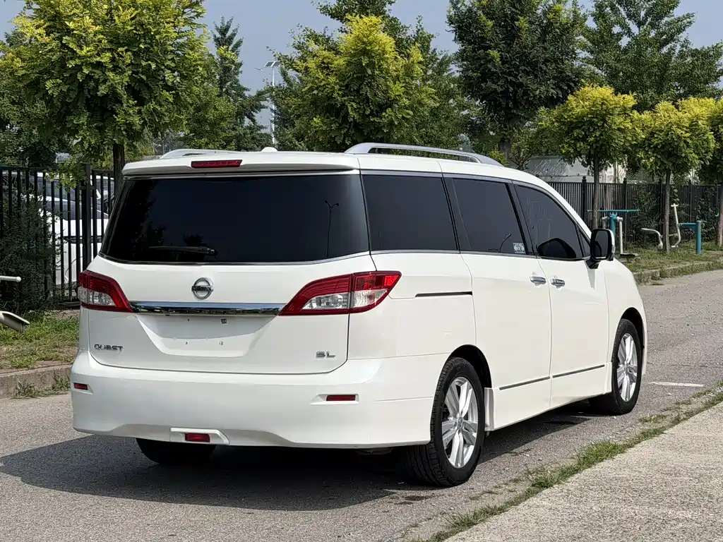 Nissan Quest 2017