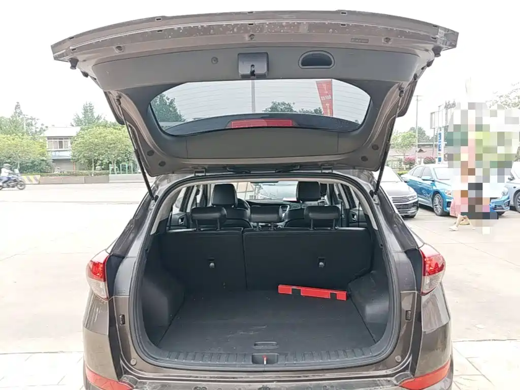Hyundai Tucson 2016 — фото 19