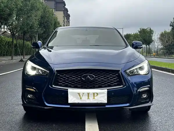 Infiniti Q50L 2017