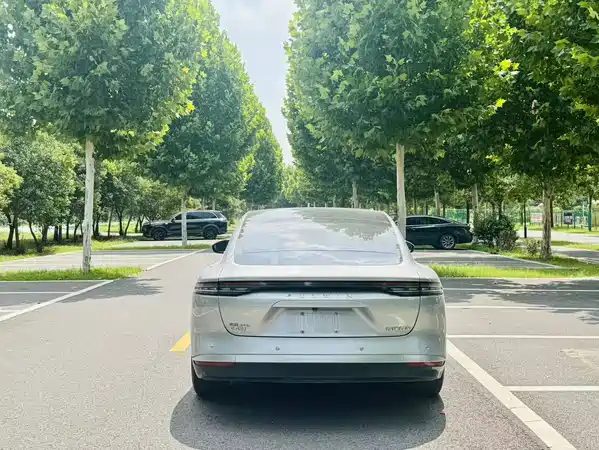 Chery Fengyun A9L 2025